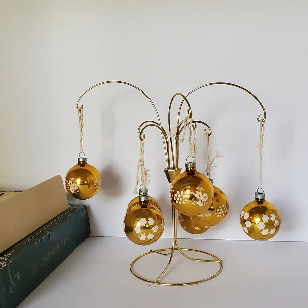 Vintage Rauch Industries Gold and white Glass set of Christmas ornaments  - 7